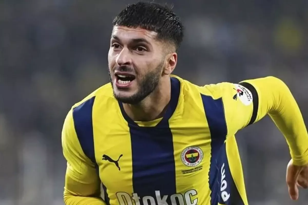 Fenerbahçe’nin yıldızı sosyal medya hesabını kapattı