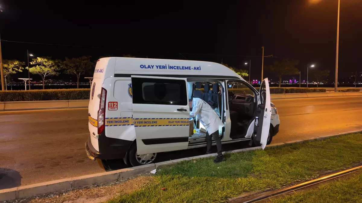 izmirde mac sonu bicakli silahli kavga olu ve yaralilar var LVjsMBus