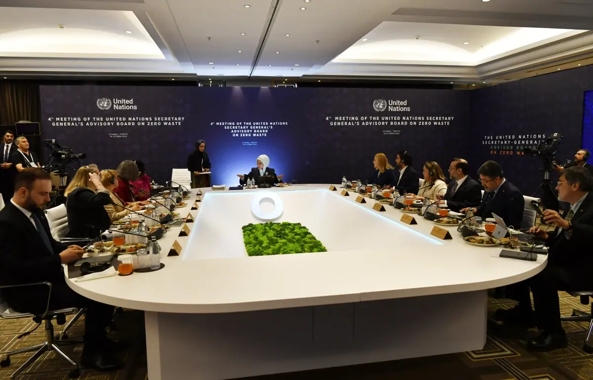 emine erdogan bm sifir atik yuksek duzeyli sahsiyetler danisma kurulunun toplantisina baskanlik etti mnN8MaGi.jpg