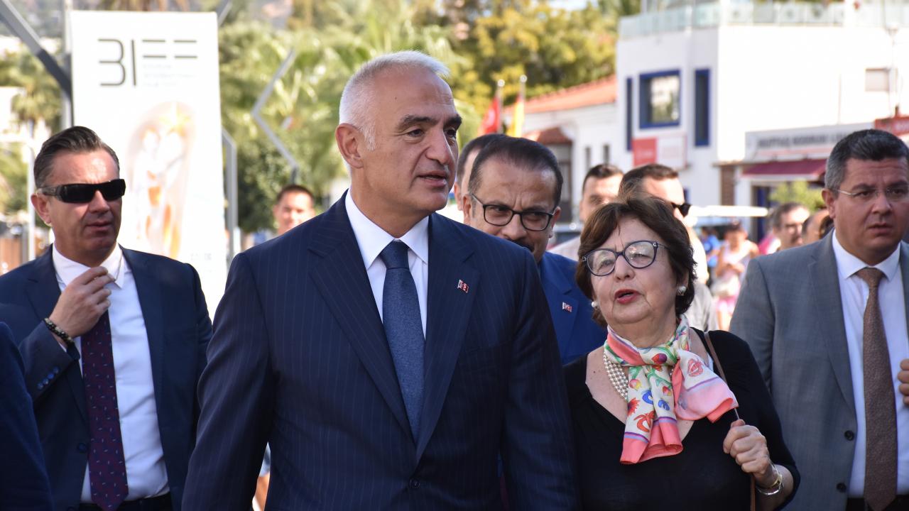 isvicreden turkiyeye tarihi iade bakan ersoy bu ne ilk ne de son dCKmhlMk