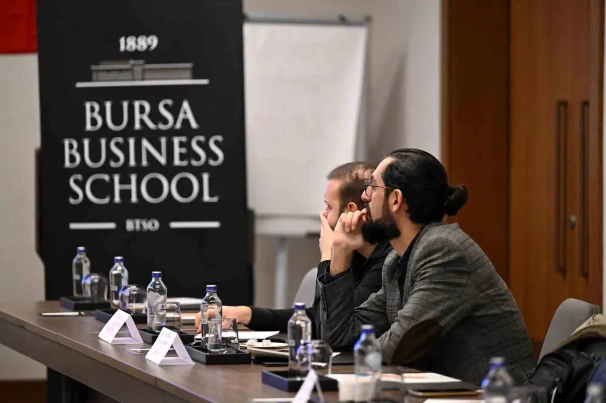 bursa business schoolda satis ve pazarlama egitimi urgPfvZO.jpg