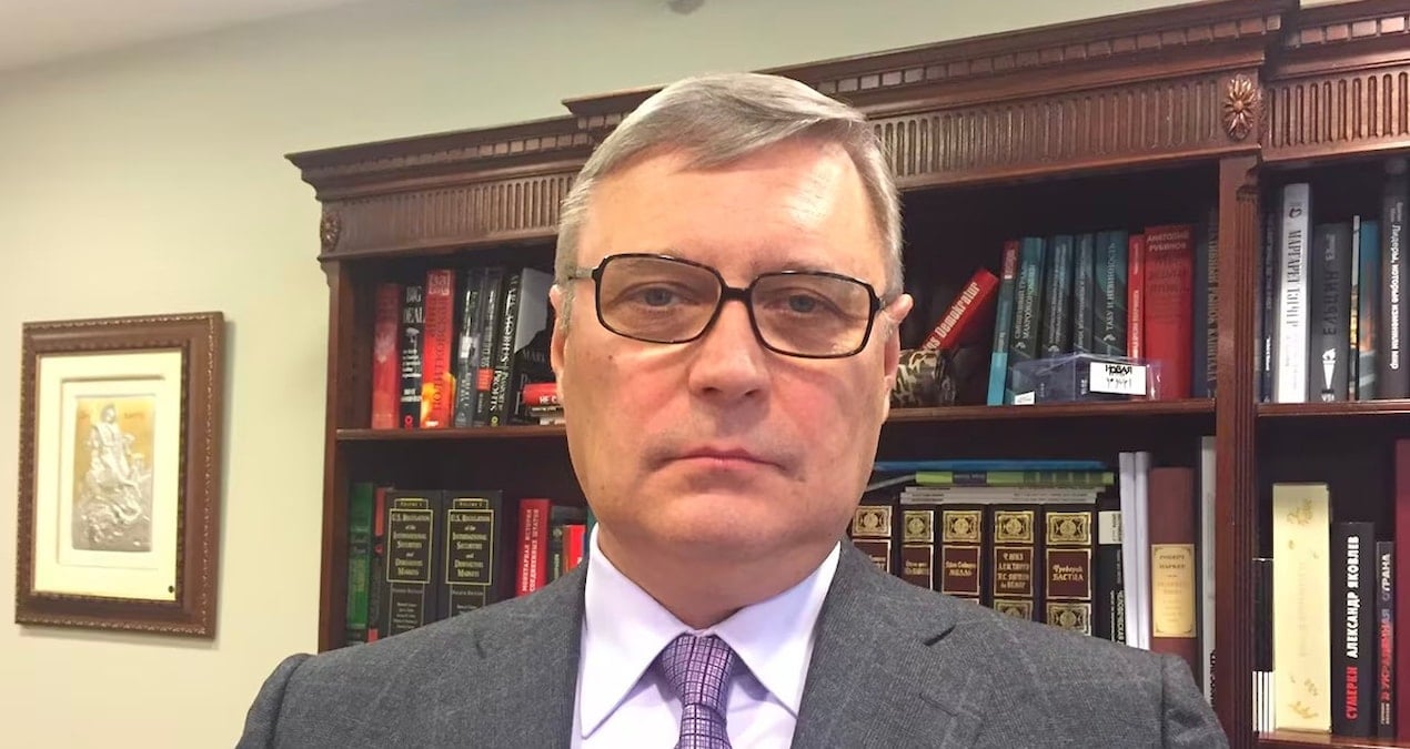 Eski başbakan terör listesine alındı