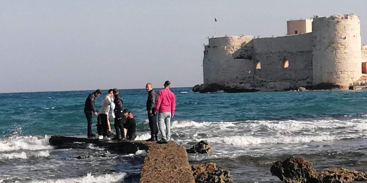 Mersin’de denize giren genç boğuldu