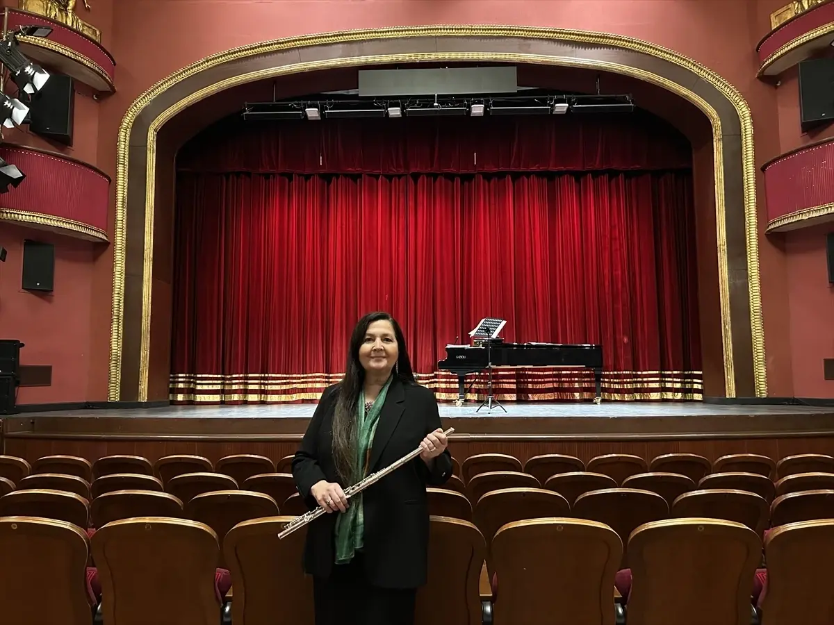 Şefika Kutluer: Flüt Nefesin İlahi Hediye