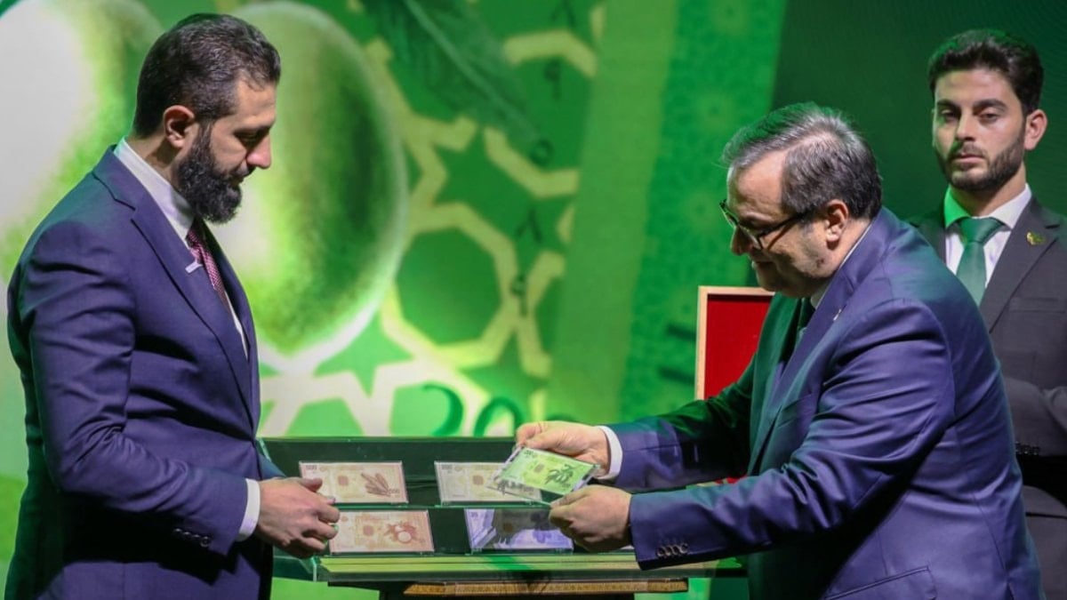 Suriye, Cumhurbaşkanı Ahmed Şara’nın katılımı ile yeni banknotlarını tanıttı