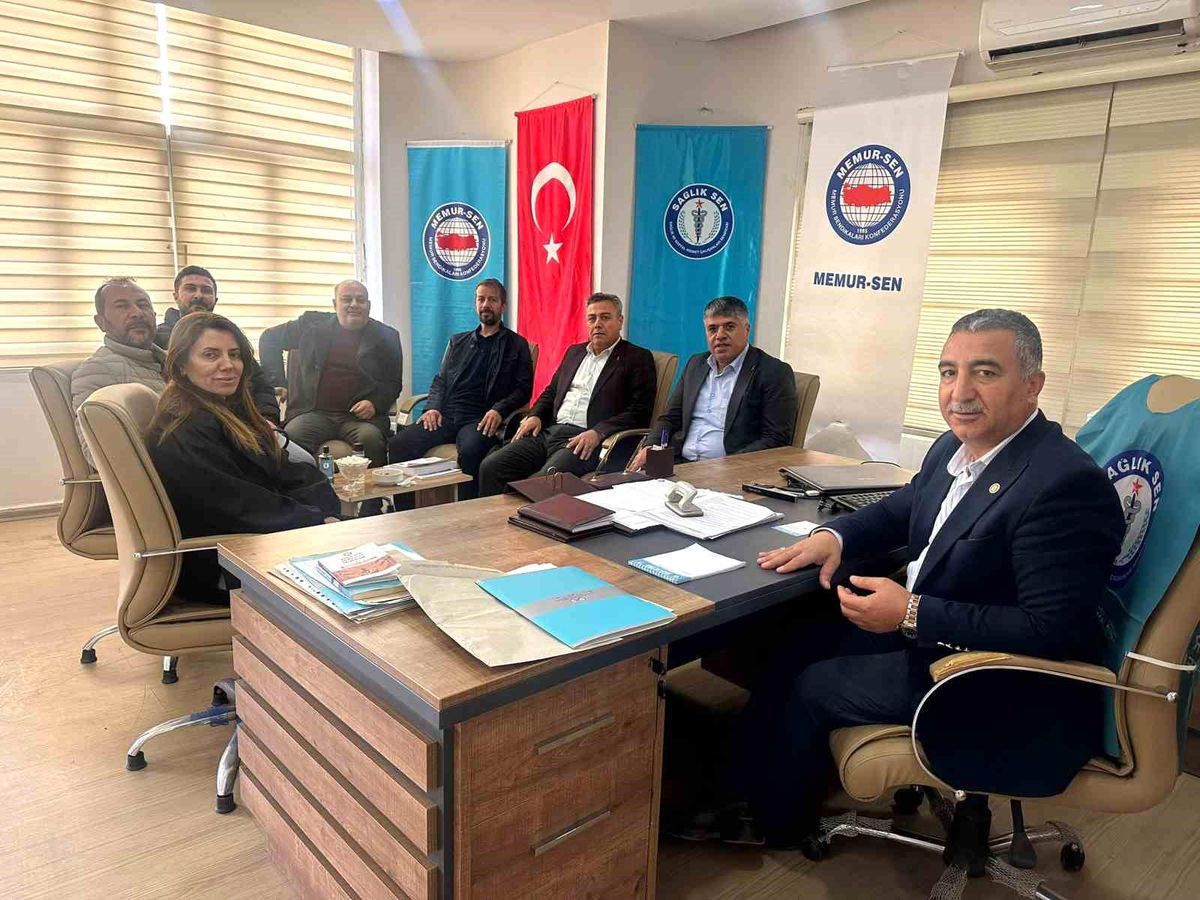 Cizre Esnafı Sağlık-Sen’i Ziyaret Etti