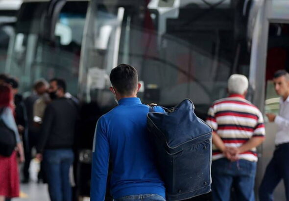 dar-gelirli-icin-bayramda-seyahat-oldukca-guc-istanbul-icinde-bile-tatile-gitmek-zor-bu-cOybOc6y