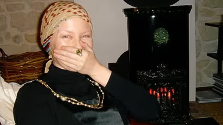 Genç yaşta zenginlik ve ün kazandı, ama en büyük hayali gerçekleşmedi: “Anne olmak için kanser tedavisini erteledim”