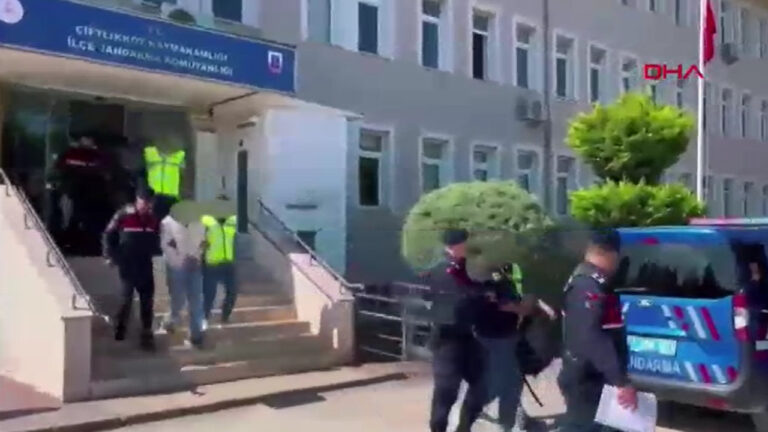yalovada-gocmen-kacakciligi-operasyonu-lKWiqdLh