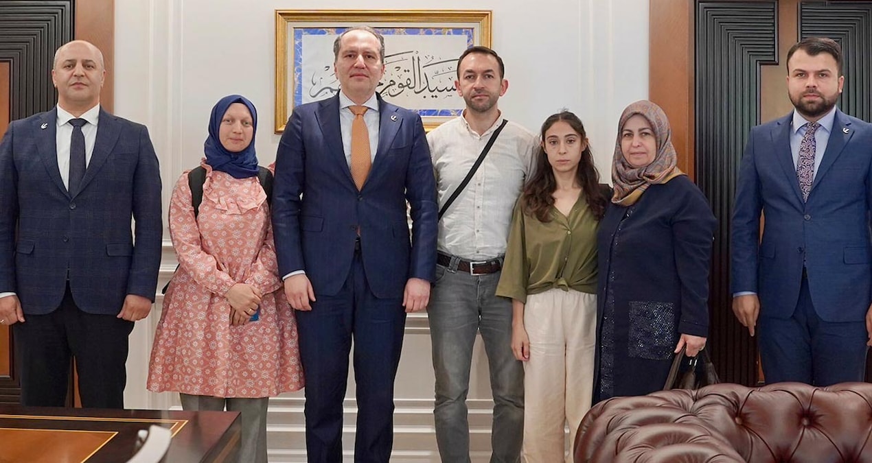 Erbakan, mülakat mağduru ve özel okul öğretmenleriyle görüştü